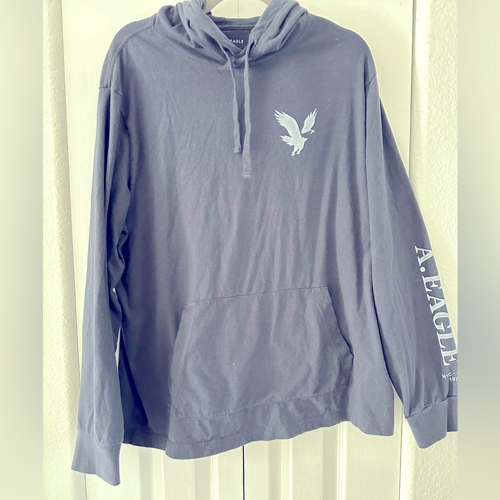 American eagle light weight hoodie. Size large. Navy blue.